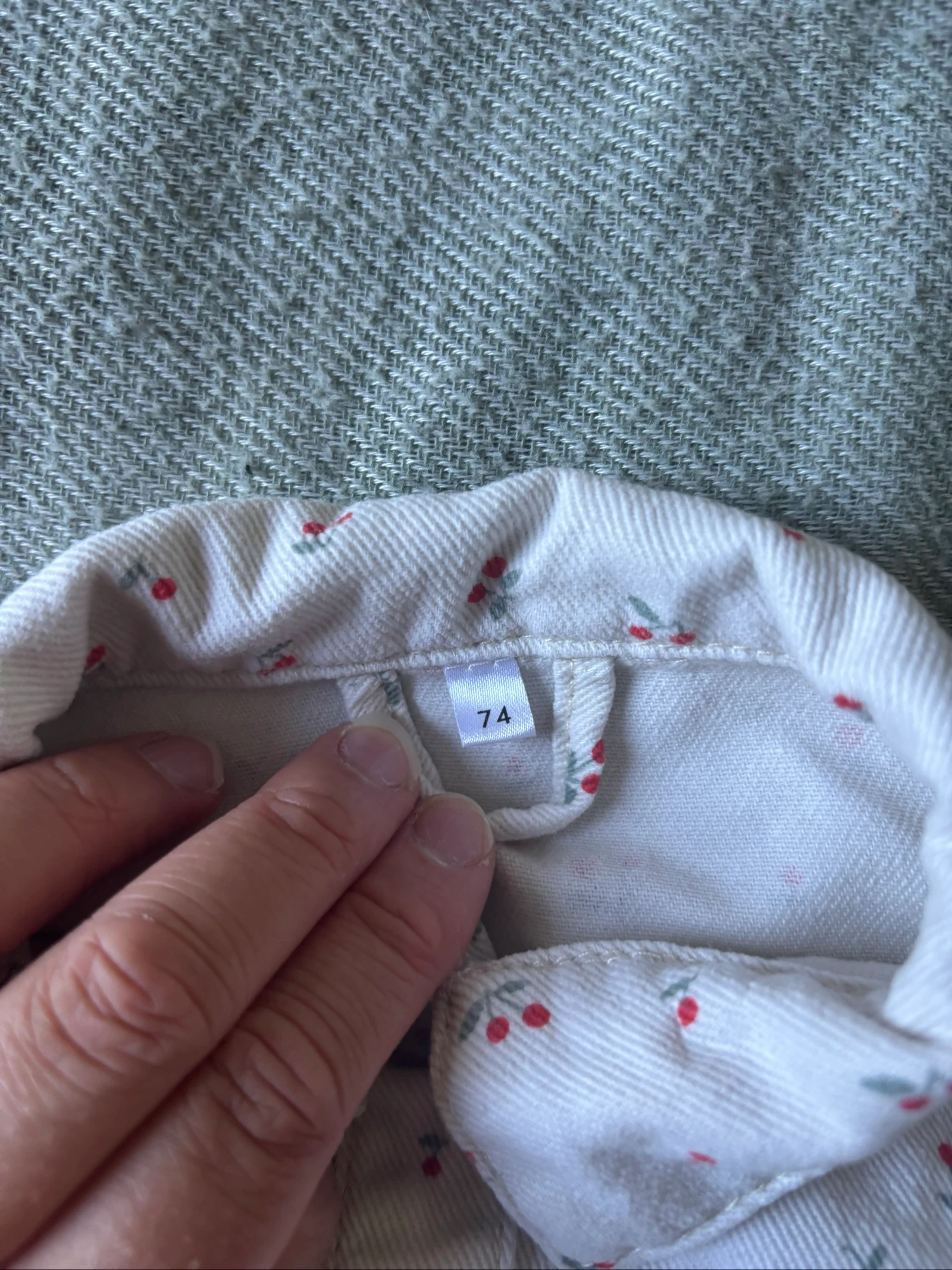 184/ Cream Cherry Print Denim Jacket - Zeeman - 12 months - 74 cm – photo 3
